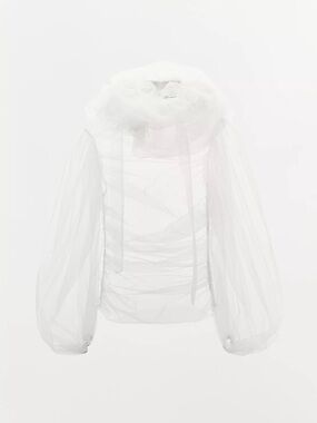 Voluminous collar tulle shirt